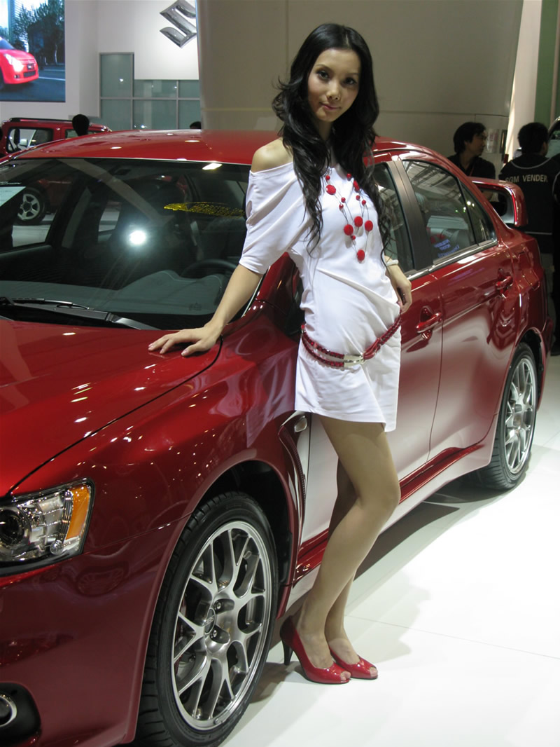 Illustration for article titled The Booth Professionals of the 2008 Guangzhou International Auto Show